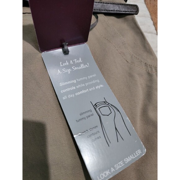 New Lee Platinum Label Women's Walk Short Beige Size 12 P Medium - Picture 4 of 8